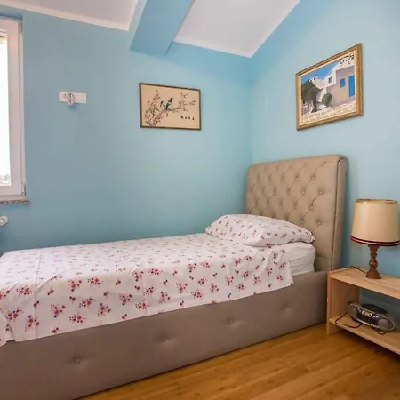 In Porec/istrien 39700 Apartment *